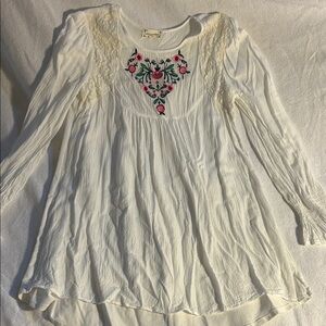 Elegant White Blouse with Floral Embroidery